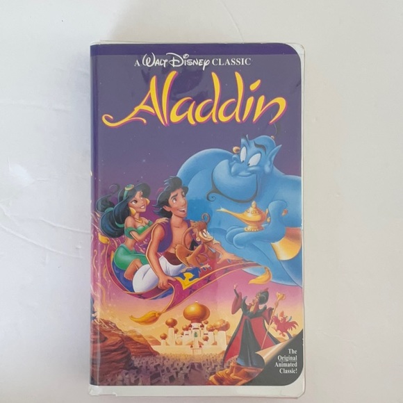 Set Of 5 Classic Disney movies - Picture 5 of 6